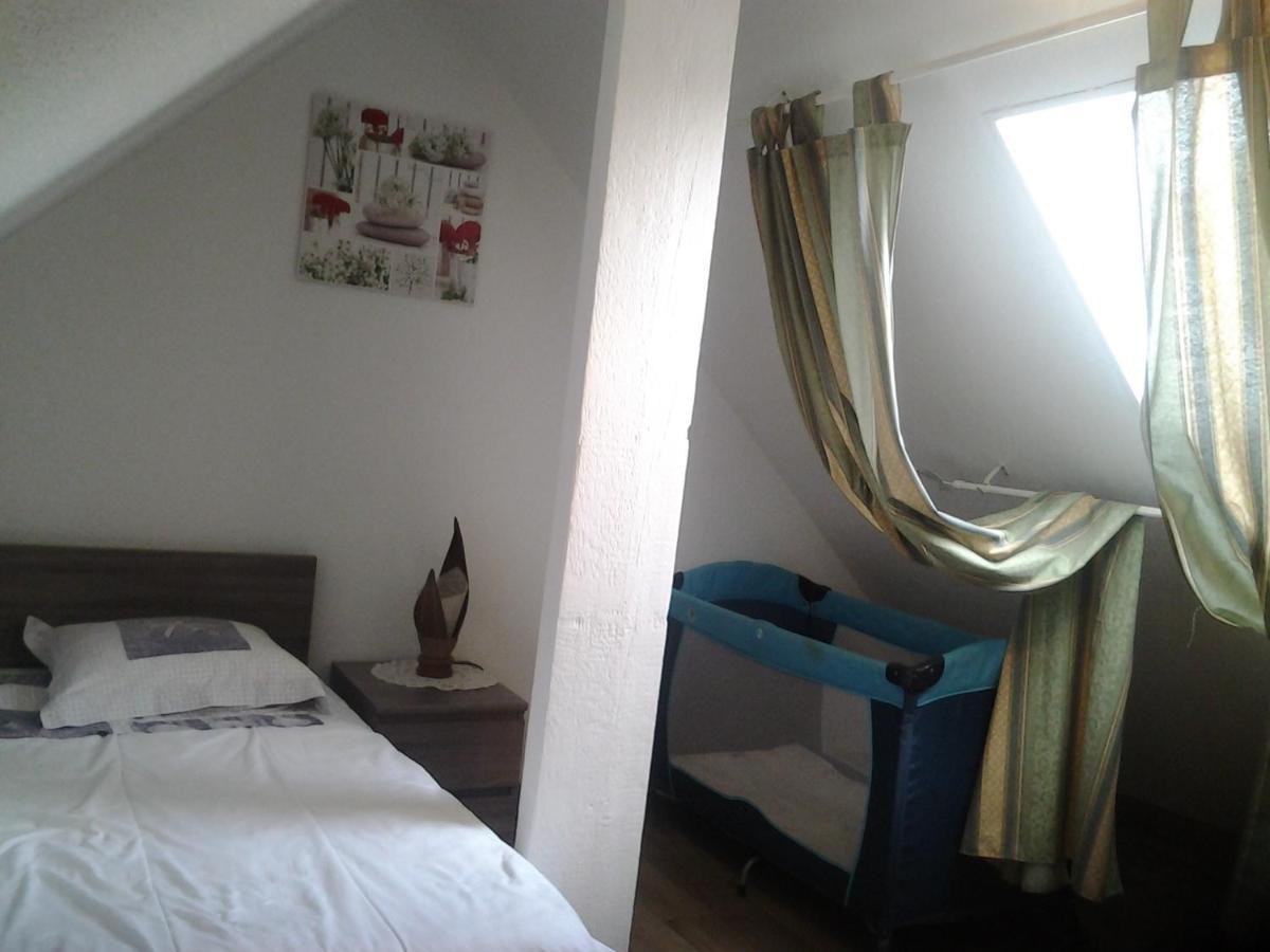 Appartement Rue Georges V - Port De La Houle 康卡勒 外观 照片